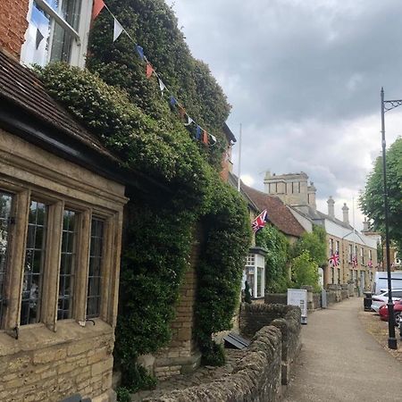 Dease Manor Apartamento Higham Ferrers Exterior foto