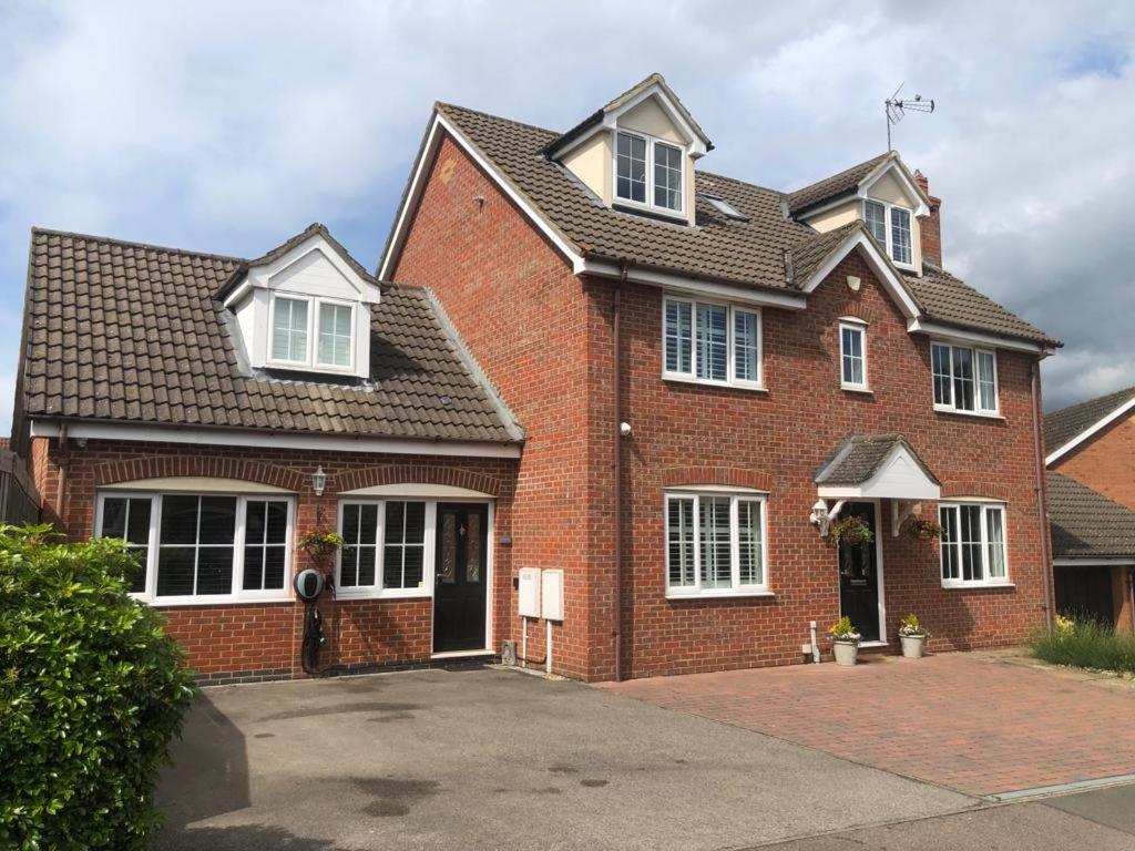 Dease Manor Apartamento Higham Ferrers Exterior foto
