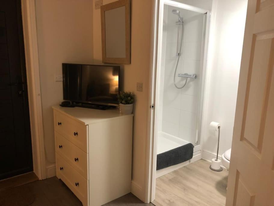Dease Manor Apartamento Higham Ferrers Exterior foto